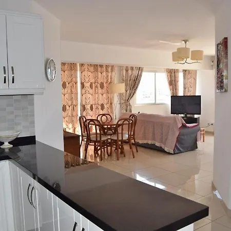 Grande En Playa La Pinta Puerto Colon 公寓